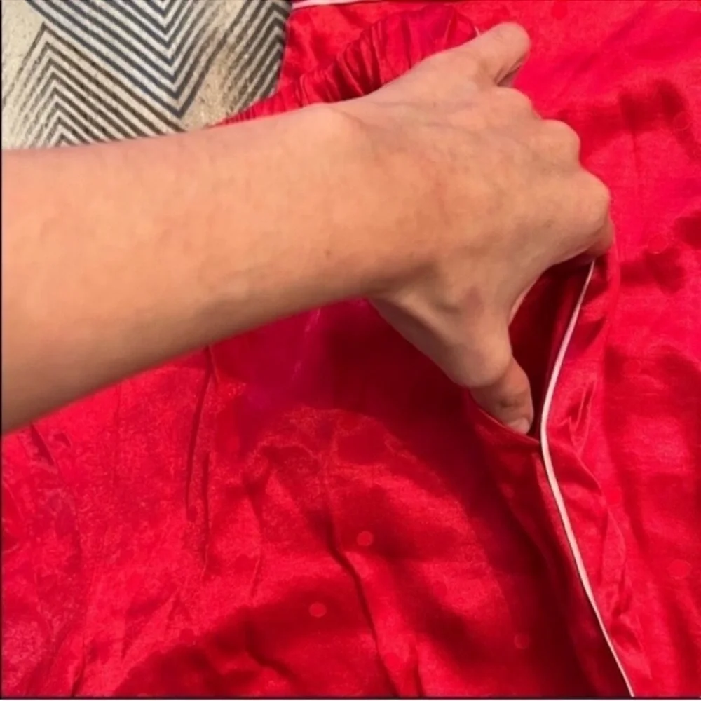 Victoria’s Secret Satin Polka Dot Pajama Pants - Picture 4 of 9